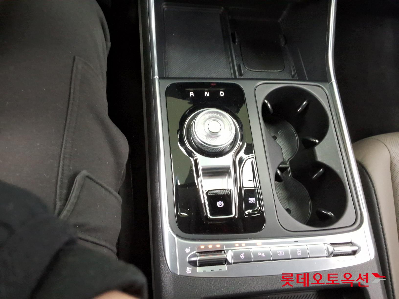 Kia Carnival id 3476469 из Кореи 32