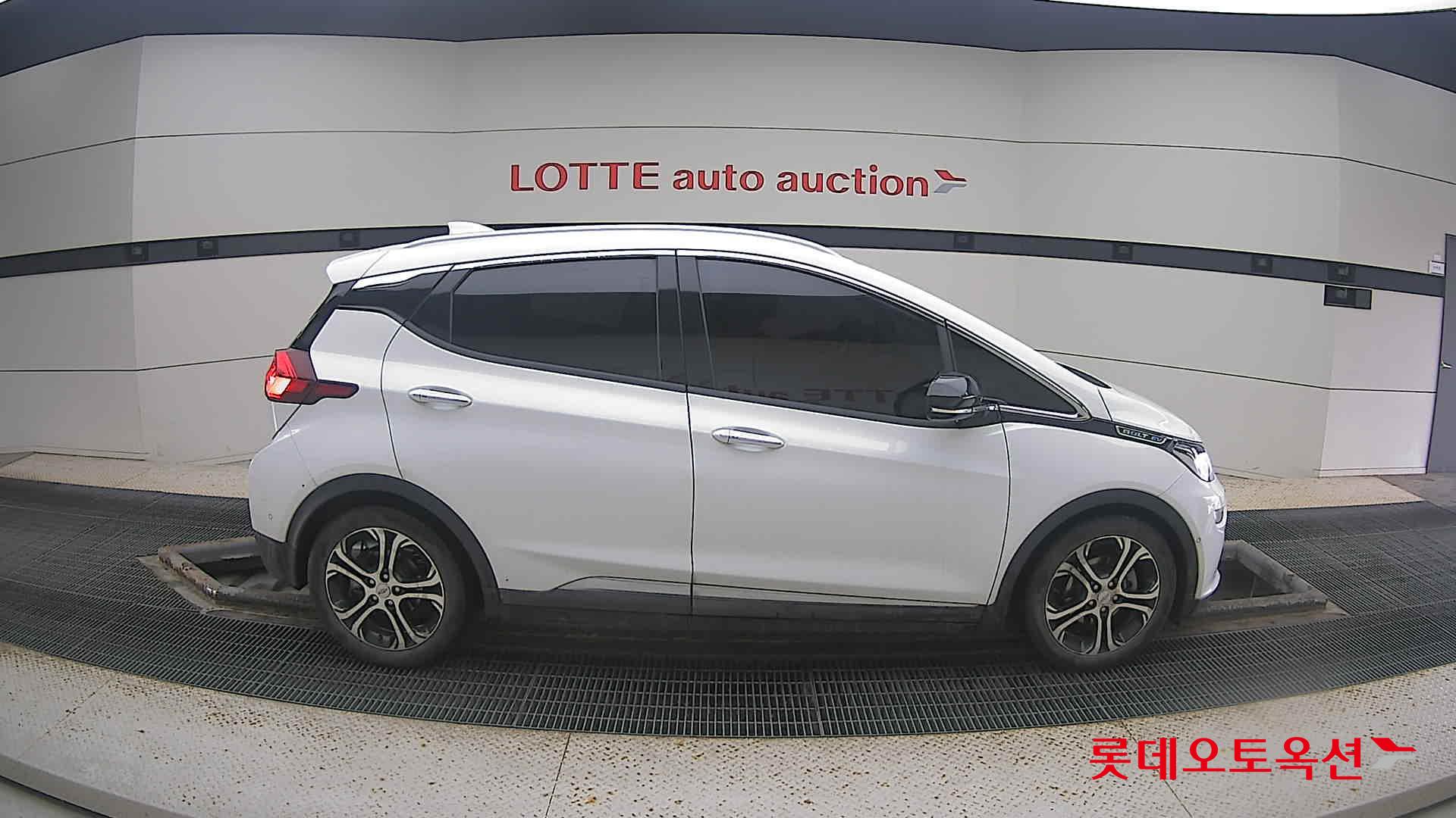 Korea G M Bolt (EV) 2019 Pure White из Кореи, фото 3