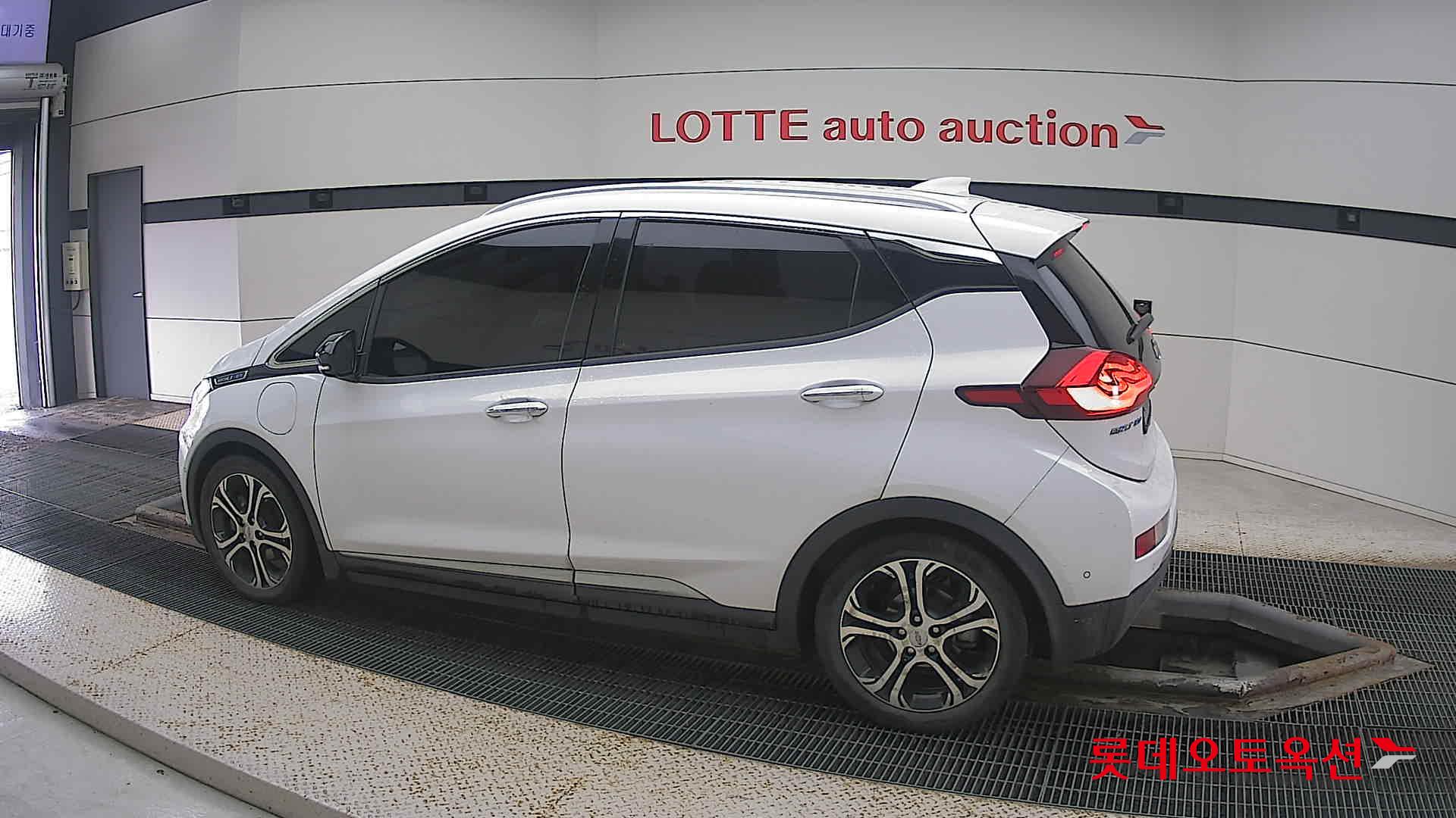 Korea G M Bolt (EV) id 3471583 из Кореи 11