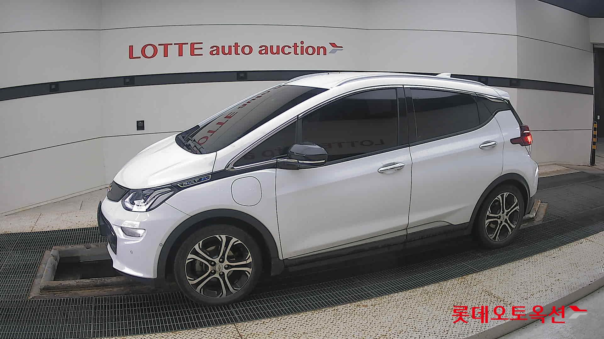 Korea G M Bolt (EV) id 3471583 из Кореи 12