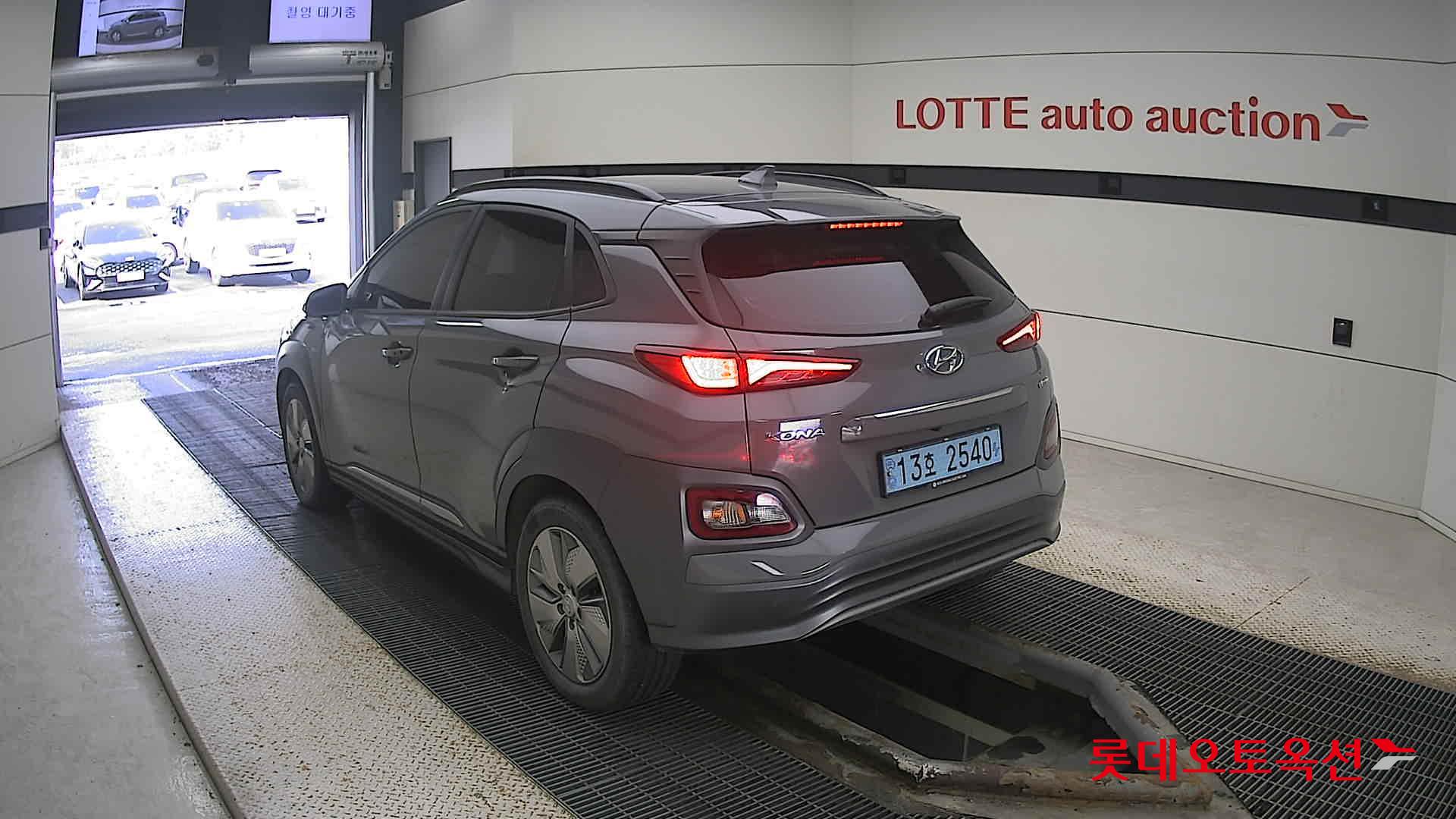 Hyundai KONA Electric 2020 Galactic Gray из Кореи, фото 6