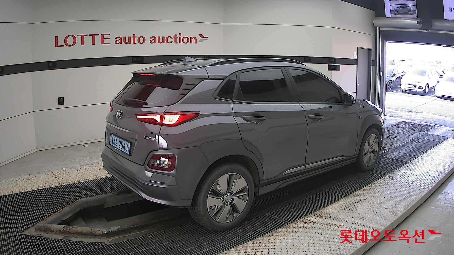 Hyundai KONA Electric id 3471624 из Кореи 19