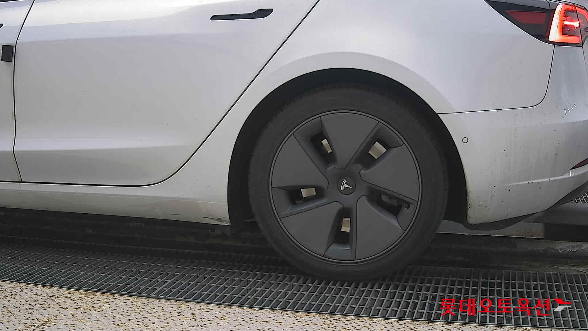 Tesla Model 3 Long Range id 3466758 из Кореи 22