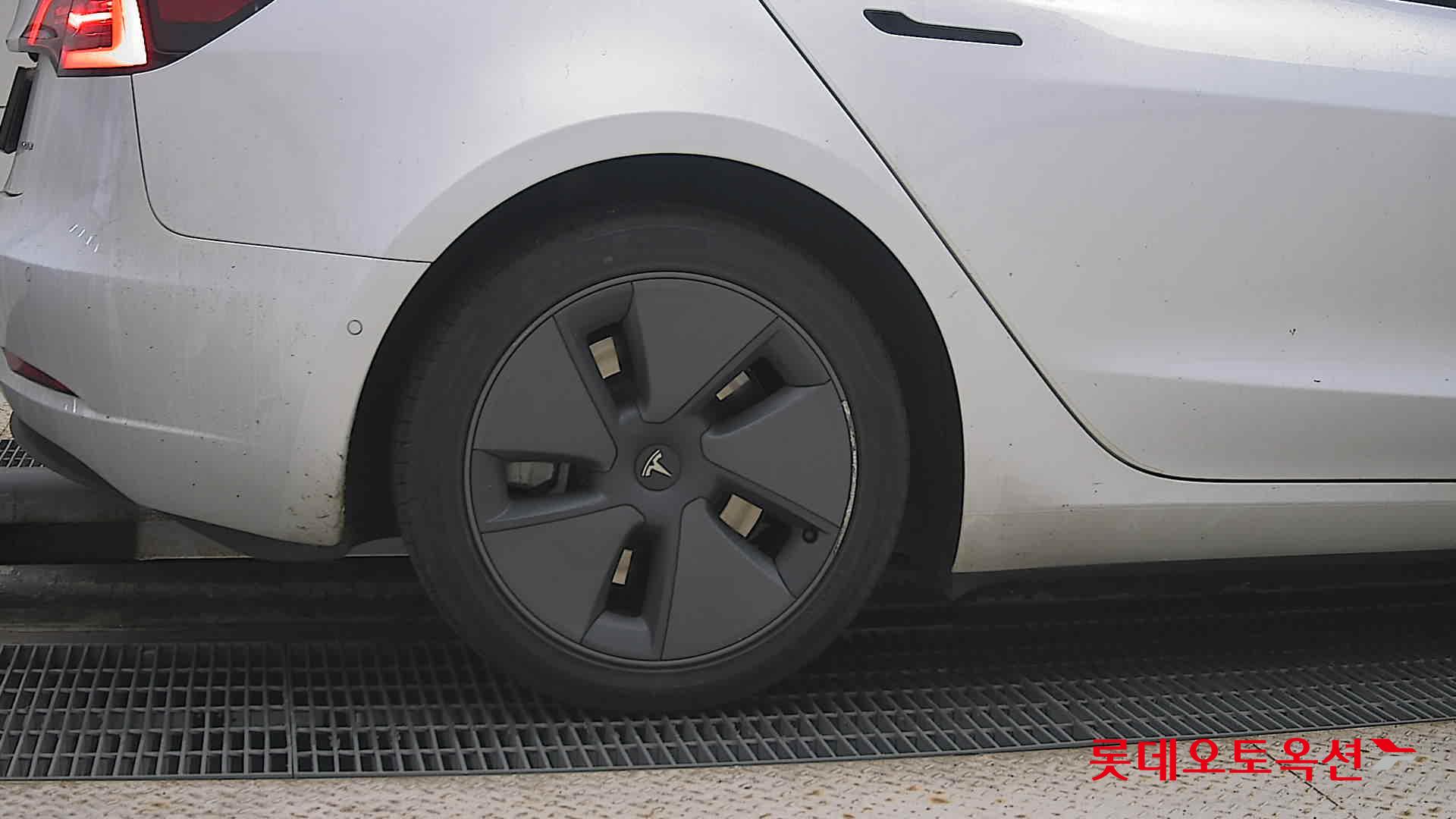 Tesla Model 3 Long Range id 3466758 из Кореи 24