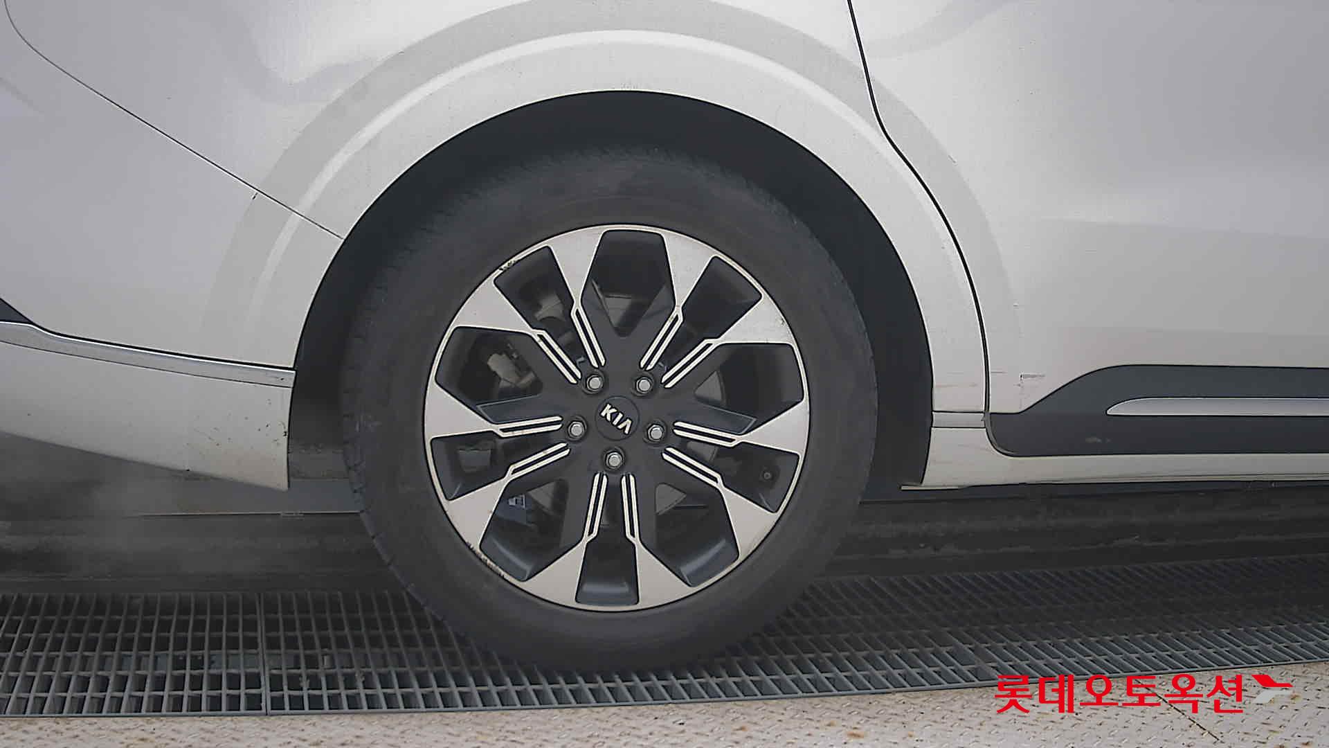 Kia Carnival Hairimujin id 3446734 из Кореи 24