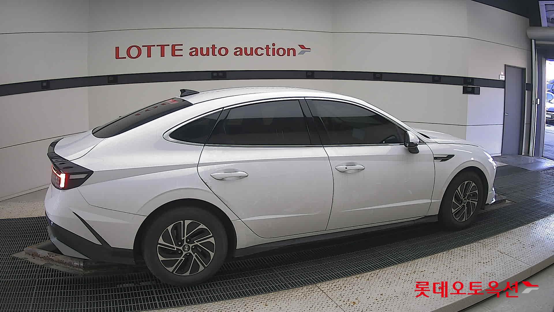 Hyundai Sonata Hybrid id 3476536 из Кореи 18