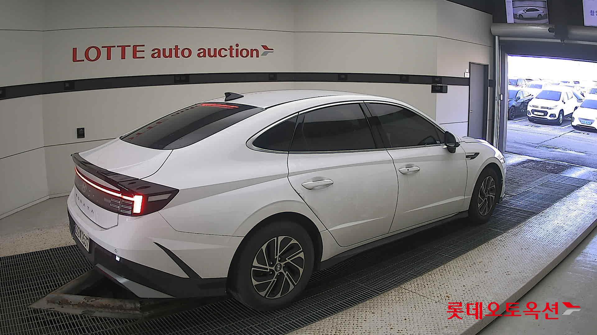 Hyundai Sonata Hybrid id 3476536 из Кореи 19