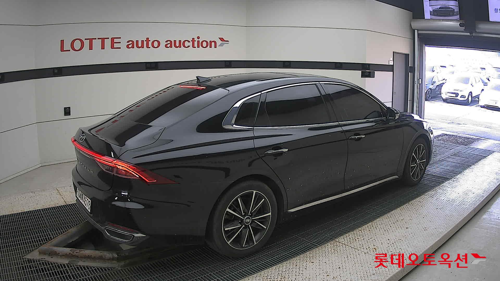 Hyundai Grandeur id 3471647 из Кореи 19