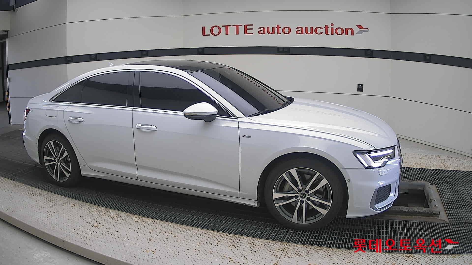 Audi A6 45 TFSI quattro id 3446670 из Кореи 17