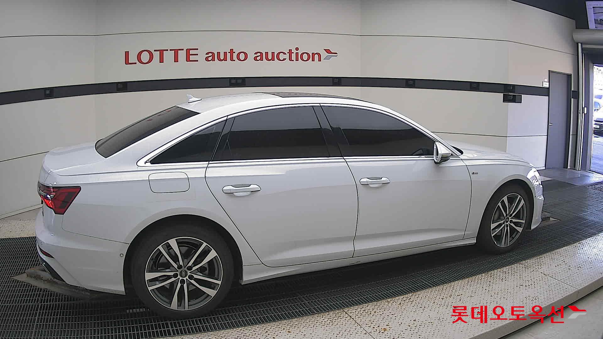 Audi A6 45 TFSI quattro id 3446670 из Кореи 18