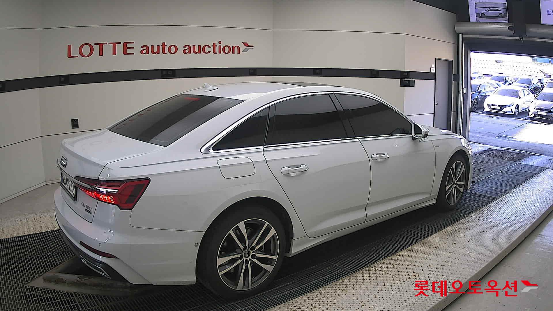 Audi A6 45 TFSI quattro id 3446670 из Кореи 19