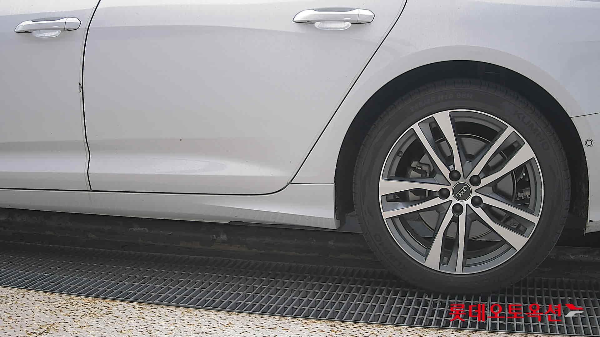 Audi A6 45 TFSI quattro id 3446670 из Кореи 22