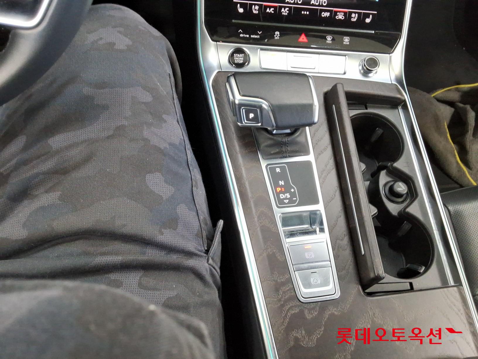 Audi A6 45 TFSI quattro id 3446670 из Кореи 32