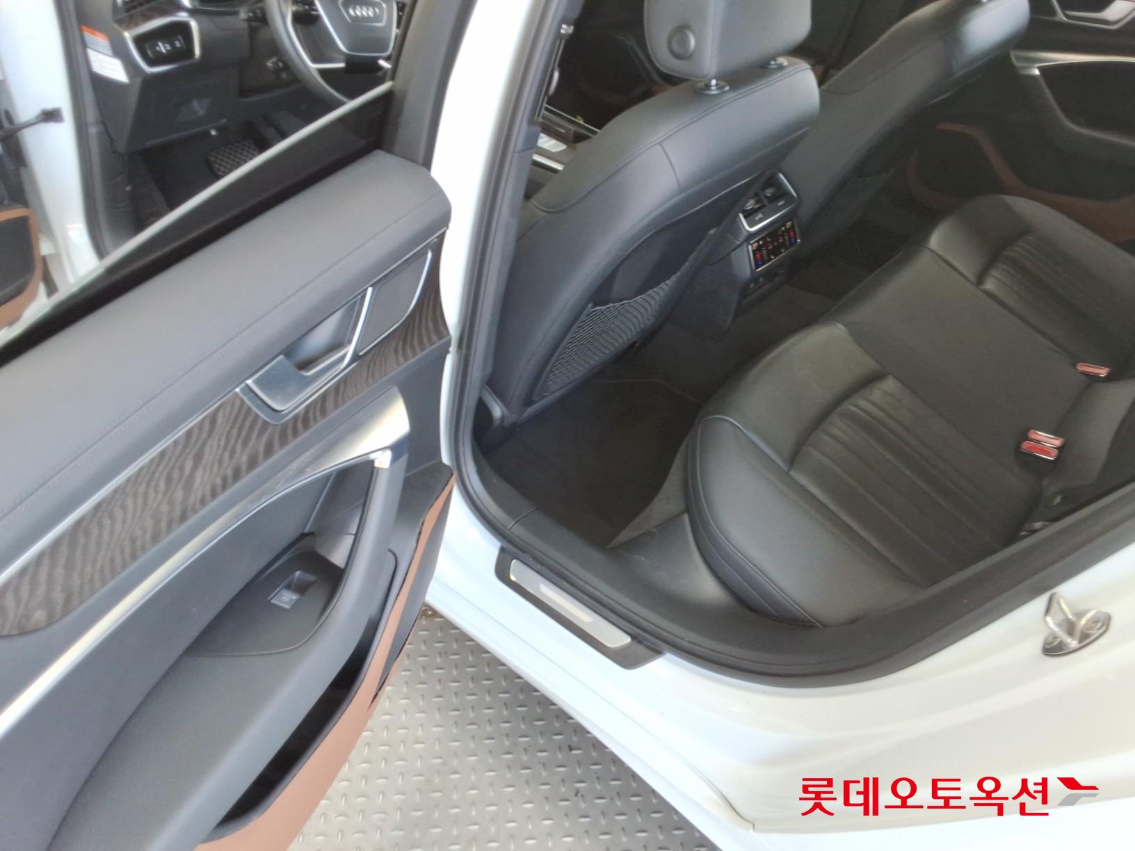 Audi A6 45 TFSI quattro id 3446670 из Кореи 36