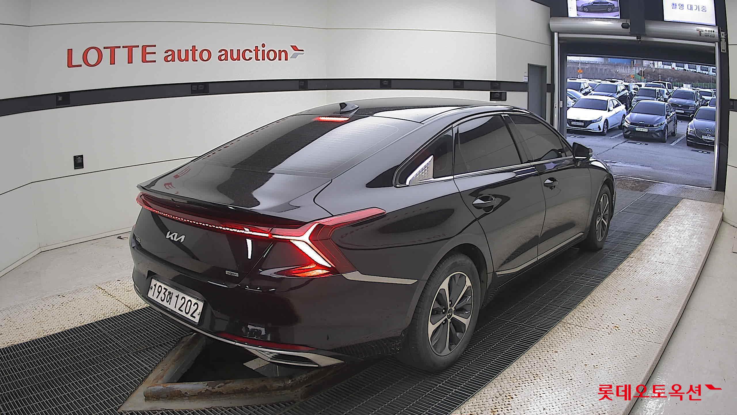 Kia K8 Hybrid 2022 Aurora Black Pearl из Кореи, фото 4