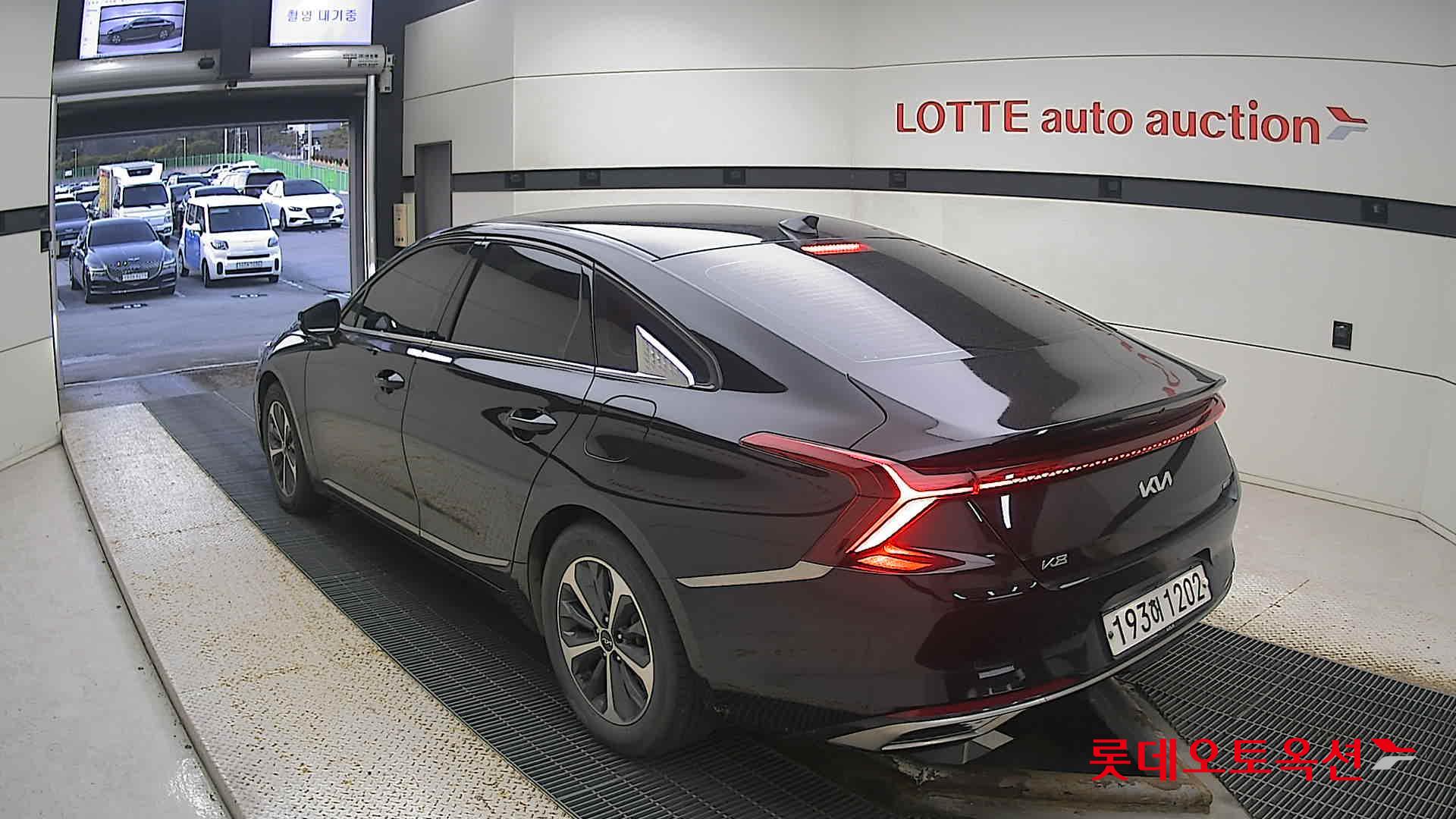 Kia K8 Hybrid 2022 Aurora Black Pearl из Кореи, фото 6