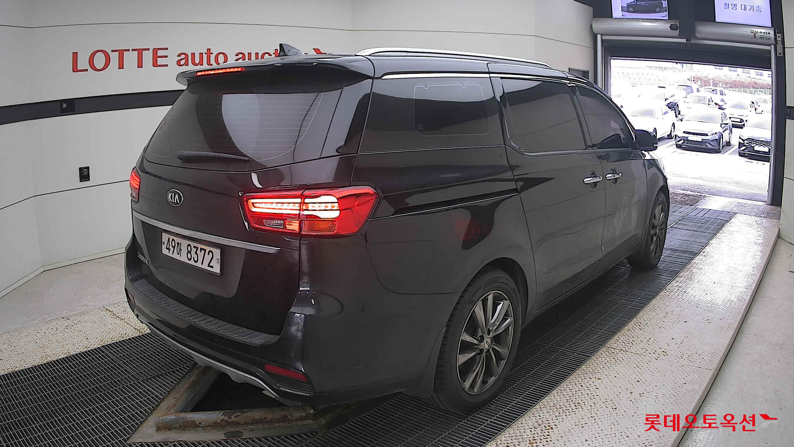 Kia Carnival 2019 Aurora Black Pearl из Кореи, фото 4