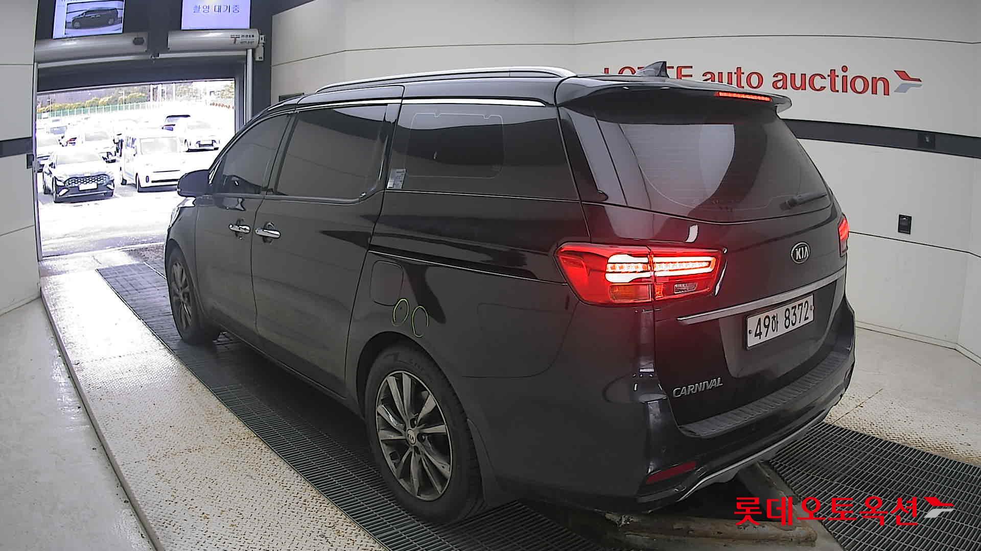 Kia Carnival 2019 Aurora Black Pearl из Кореи, фото 6