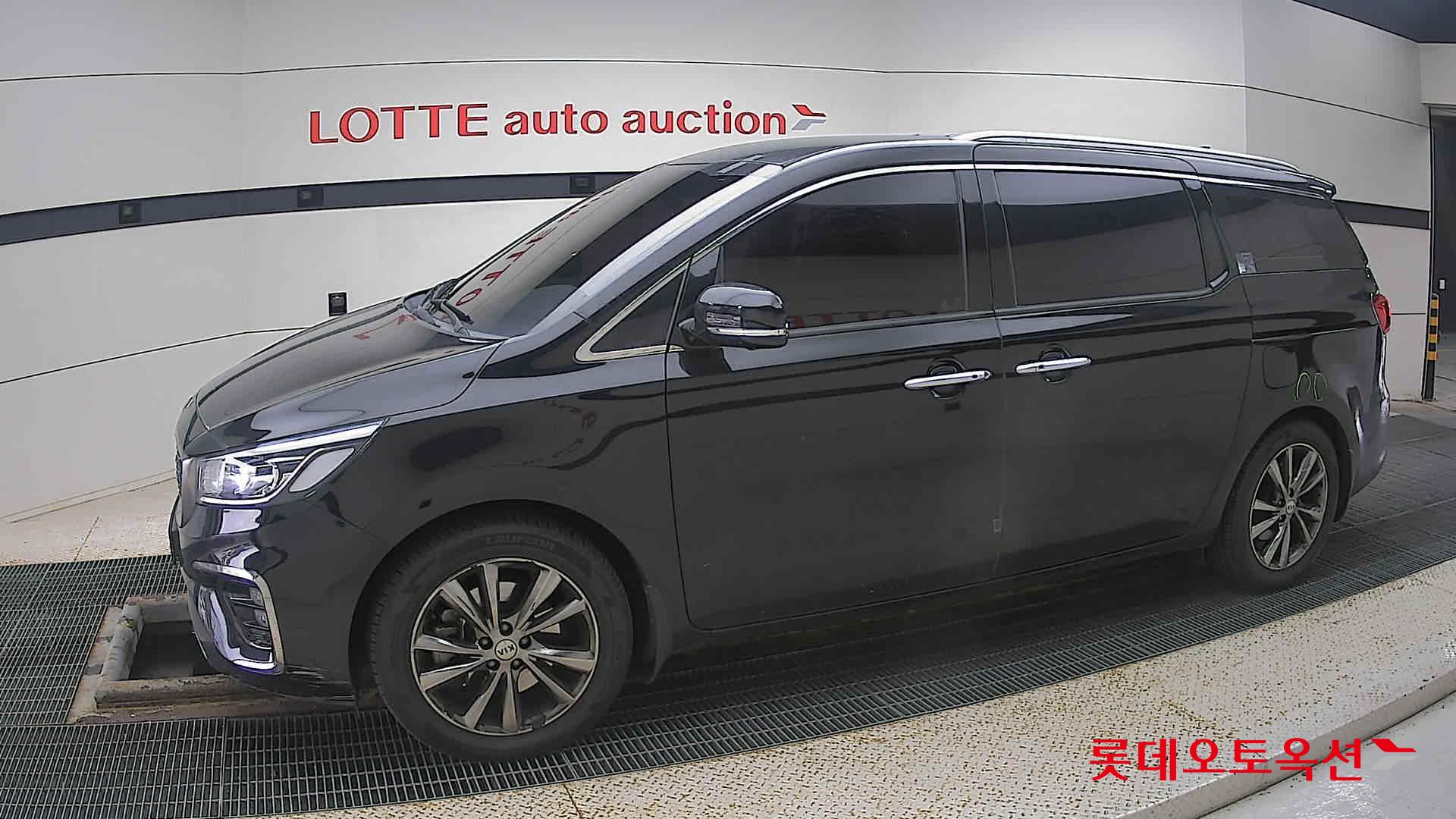 Kia Carnival id 3466778 из Кореи 12