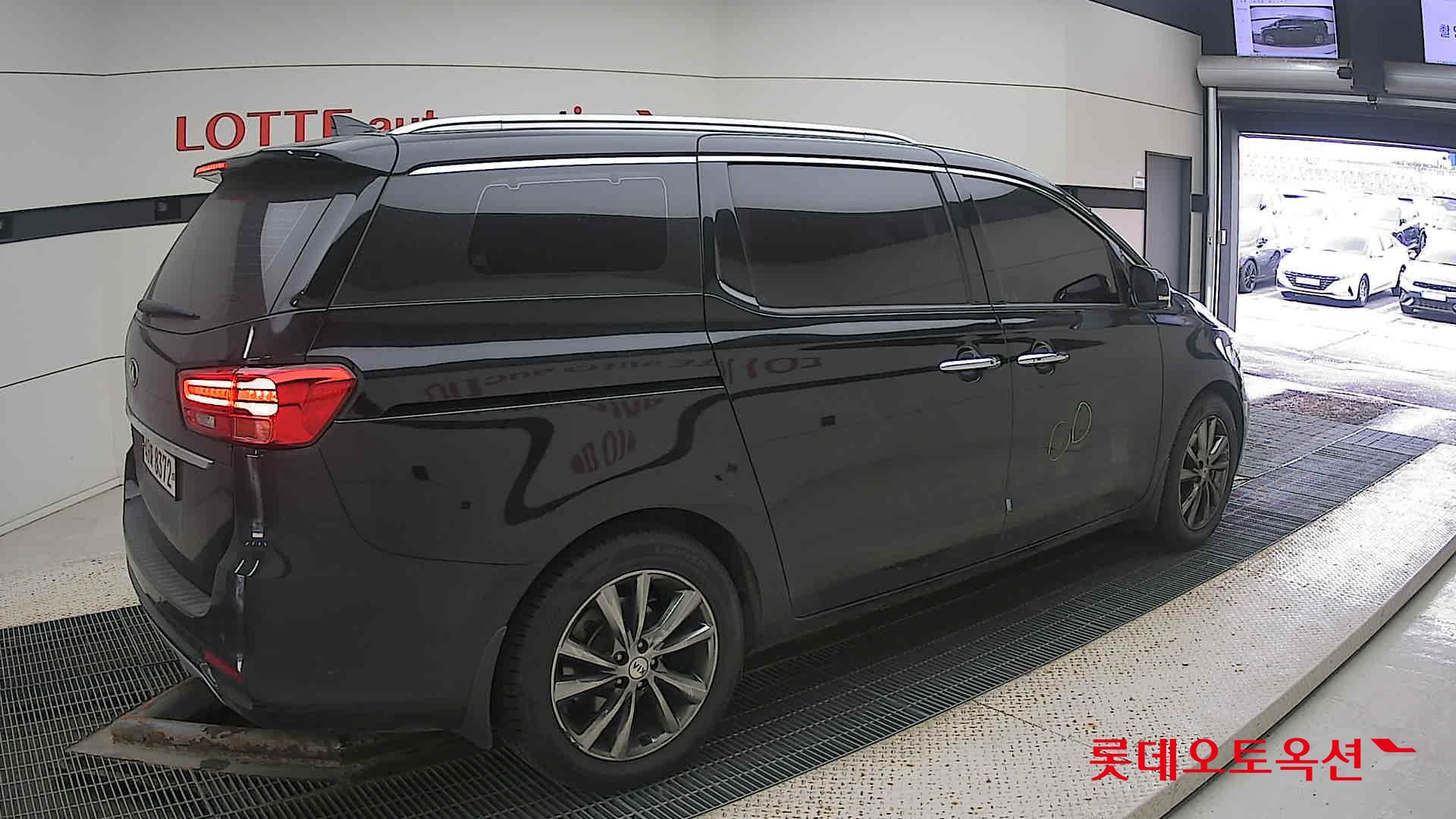 Kia Carnival id 3466778 из Кореи 19