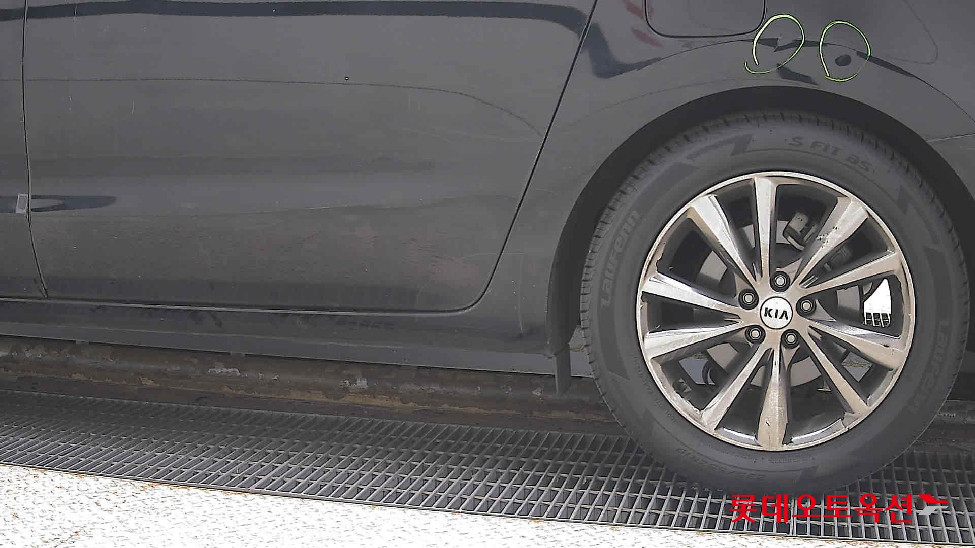 Kia Carnival id 3466778 из Кореи 22