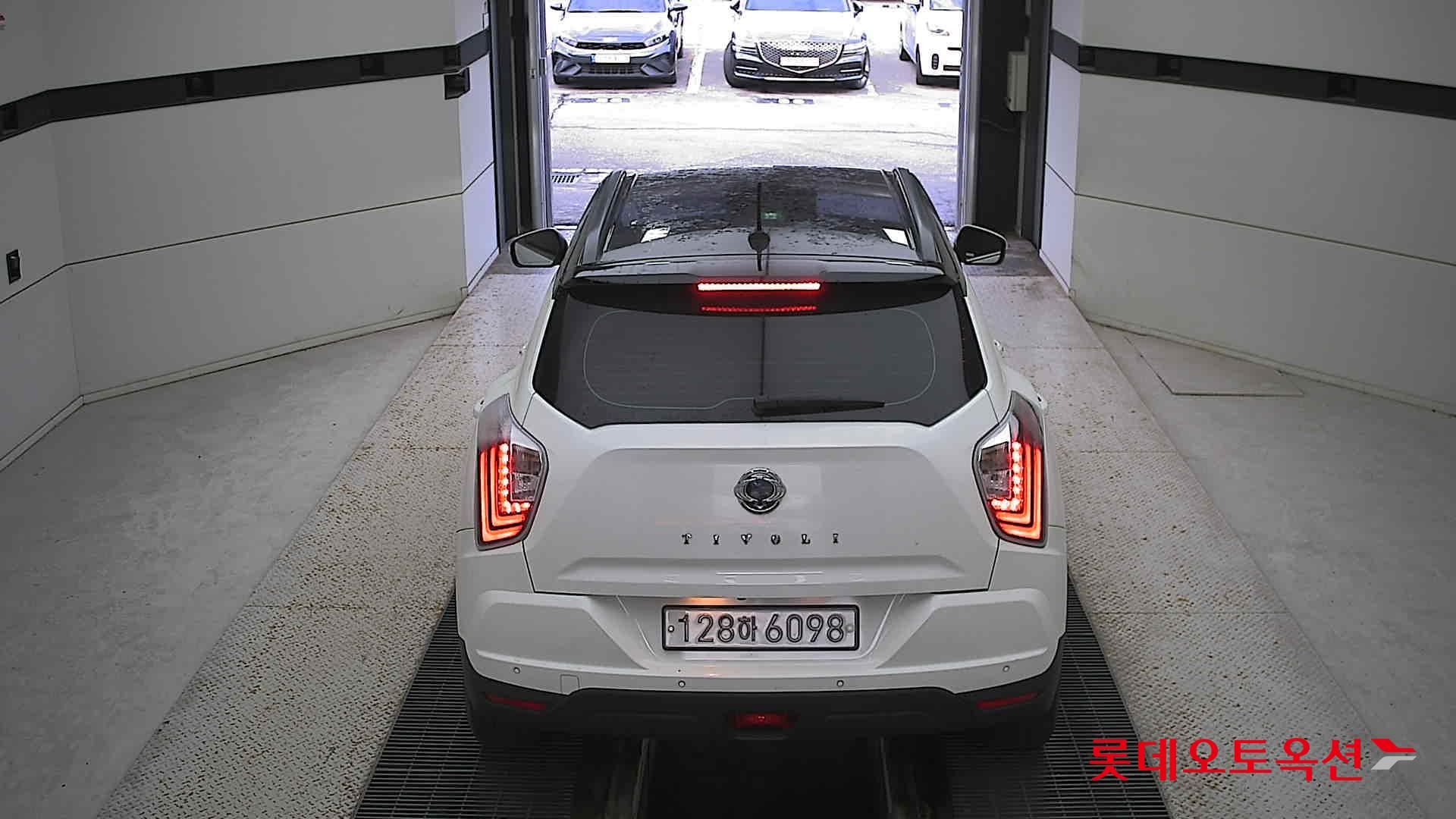 SsangYong Tivoli 2020 Grand White из Кореи, фото 5