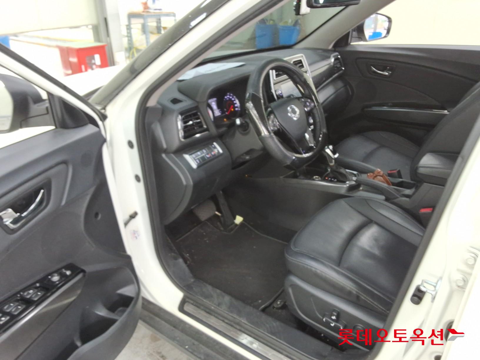 SsangYong Tivoli id 3461881 из Кореи 34