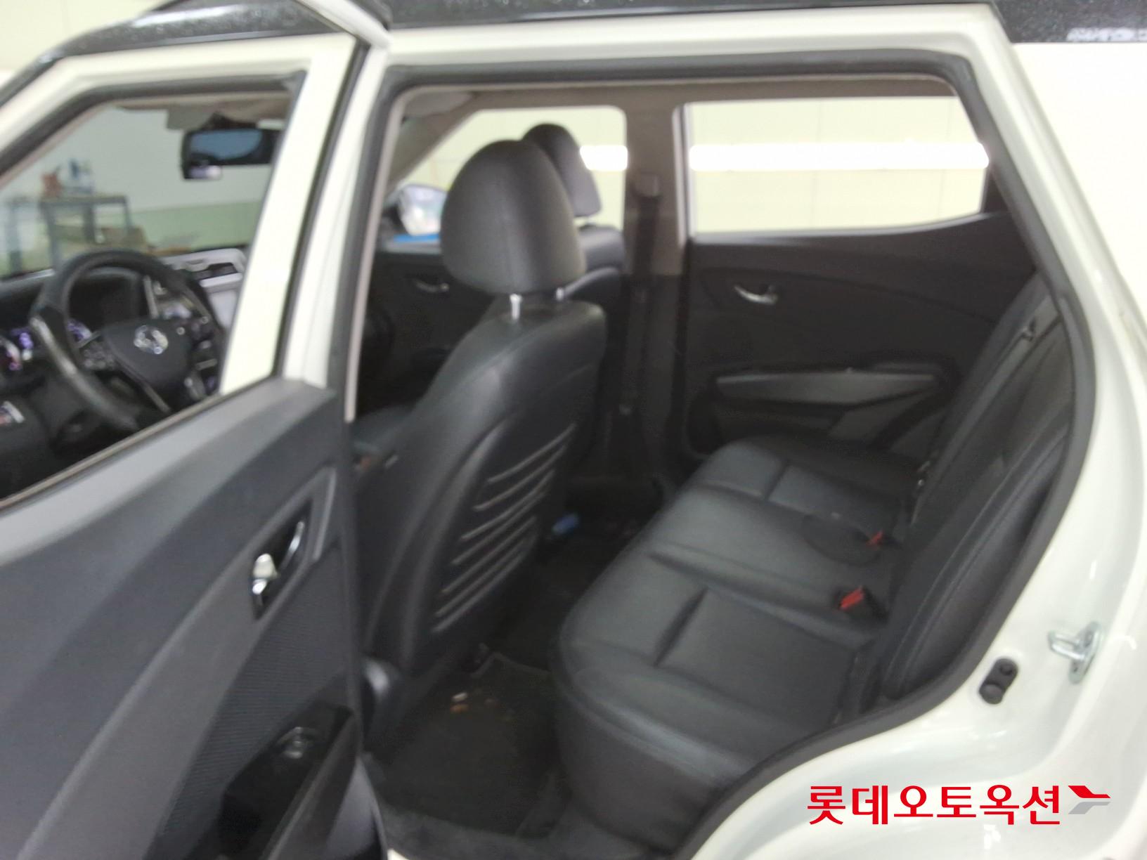 SsangYong Tivoli id 3461881 из Кореи 35