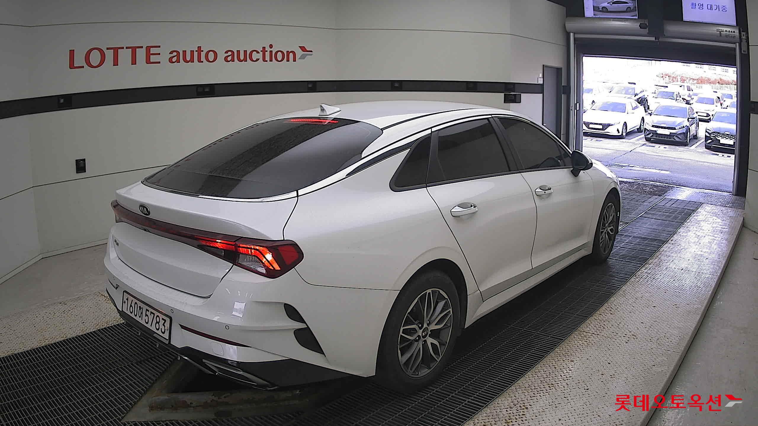 Kia K5 2021 Snow White Pearl (optional) из Кореи, фото 4