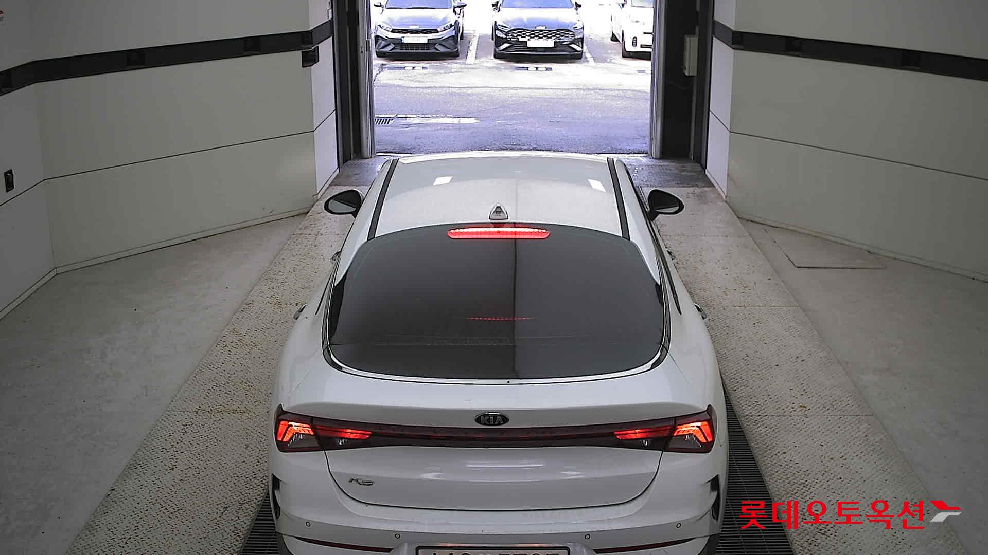 Kia K5 2021 Snow White Pearl (optional) из Кореи, фото 5