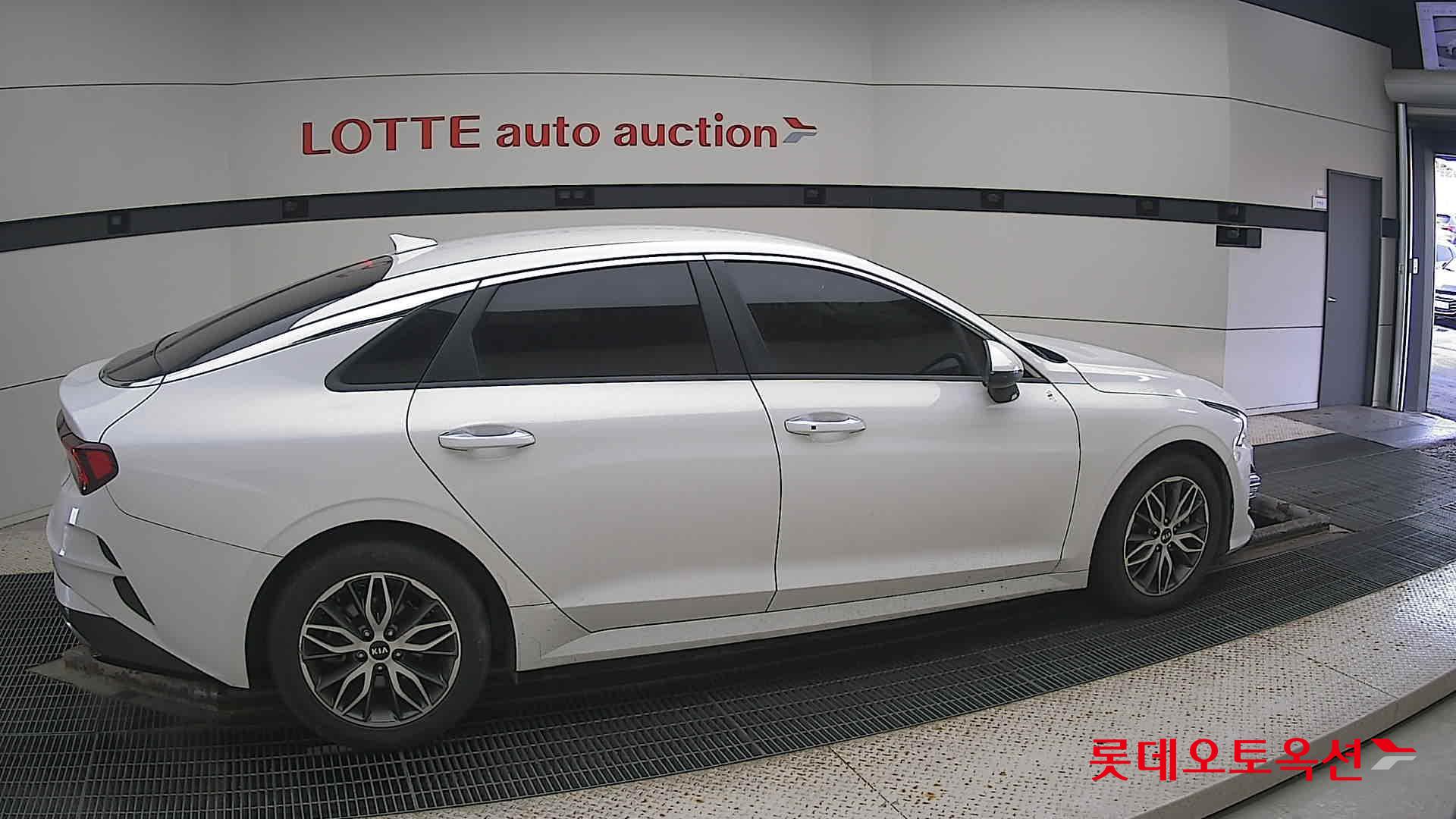 Kia K5 id 3466793 из Кореи 18