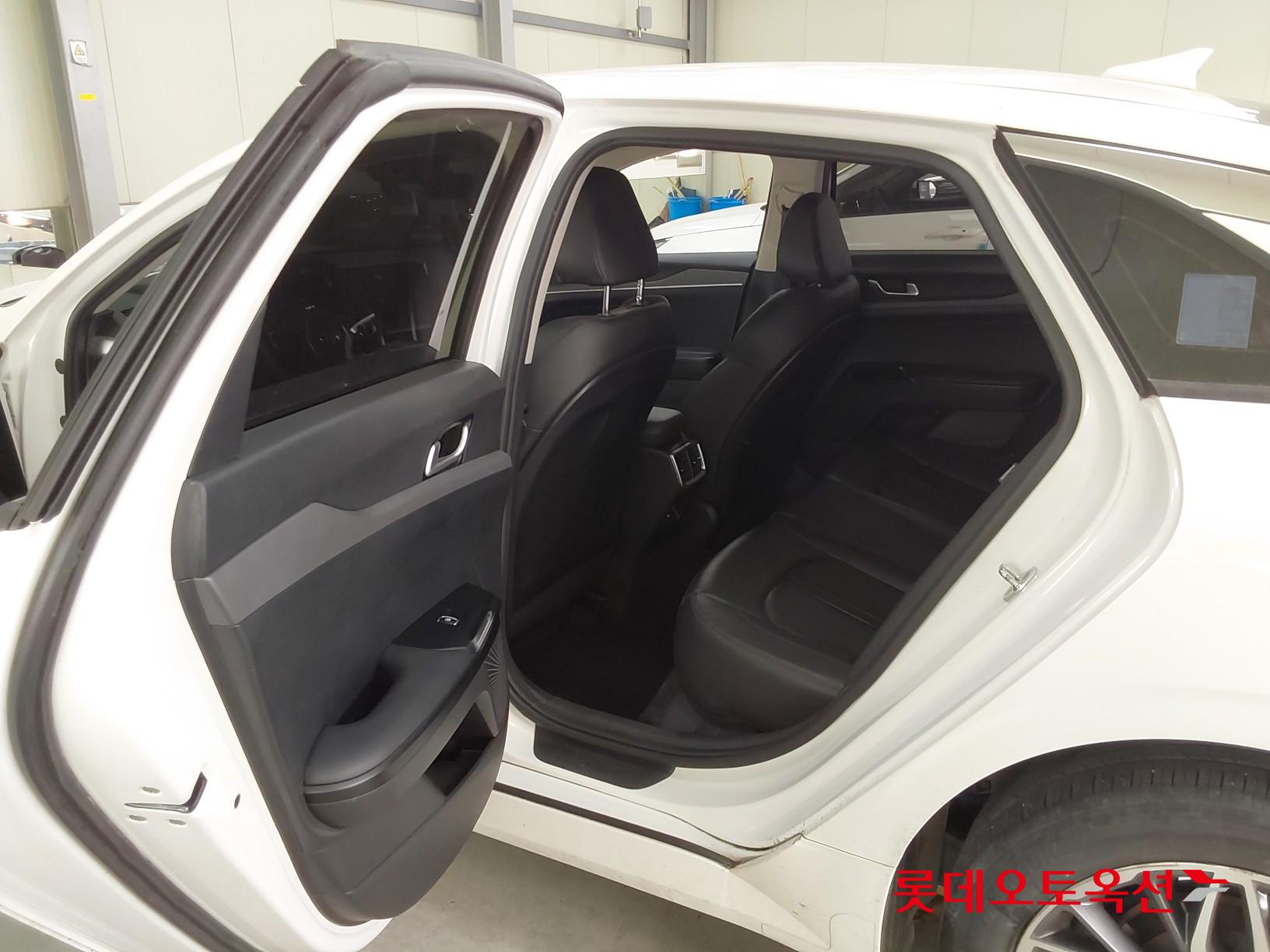 Kia K5 id 3466793 из Кореи 36