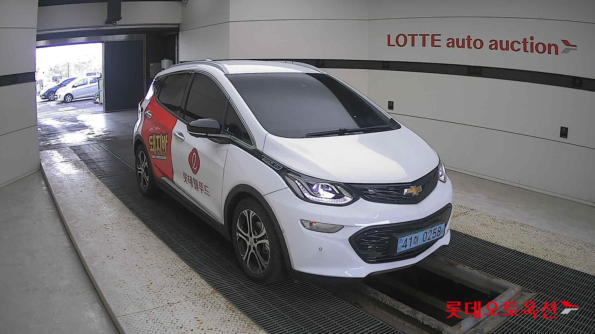 Korea G M Bolt (EV) 2021 Pure White из Кореи, фото 2