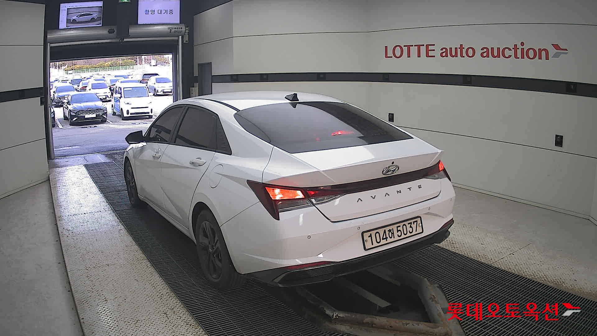 Hyundai Avante Hybrid id 3466775 из Кореи 9