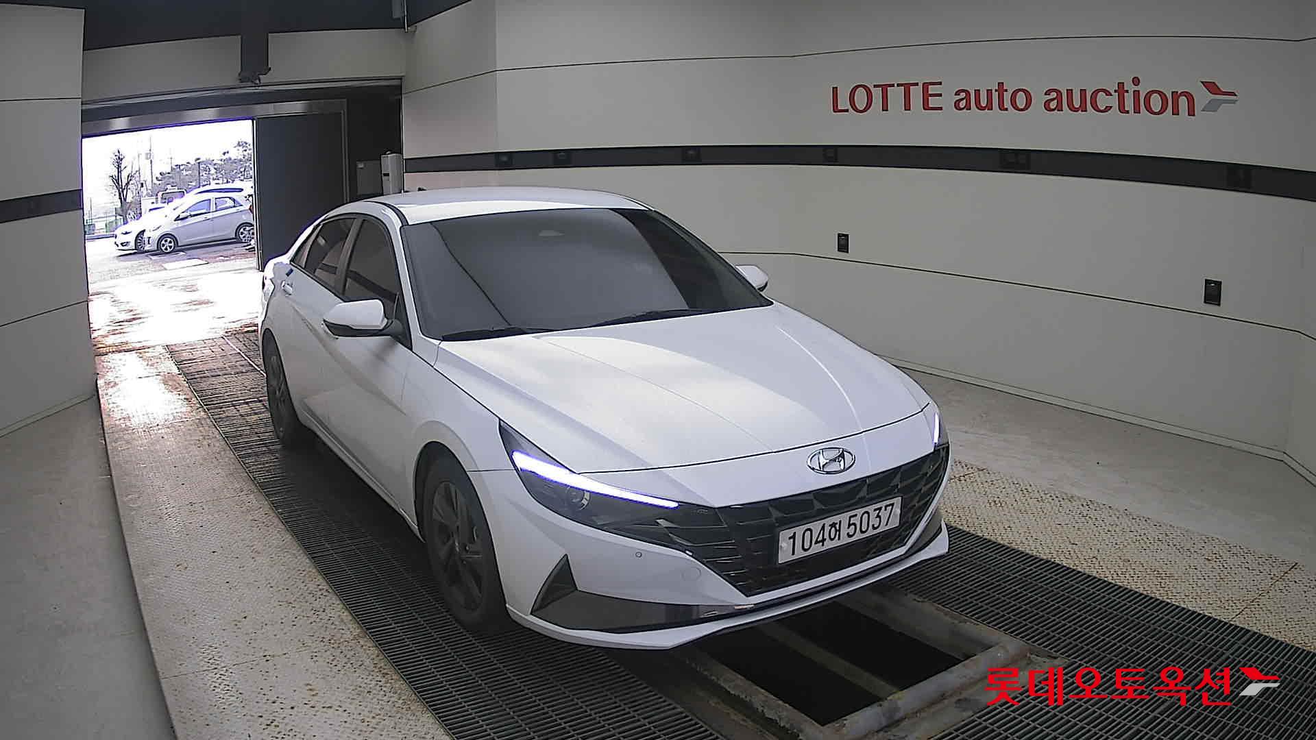 Hyundai Avante Hybrid id 3466775 из Кореи 15