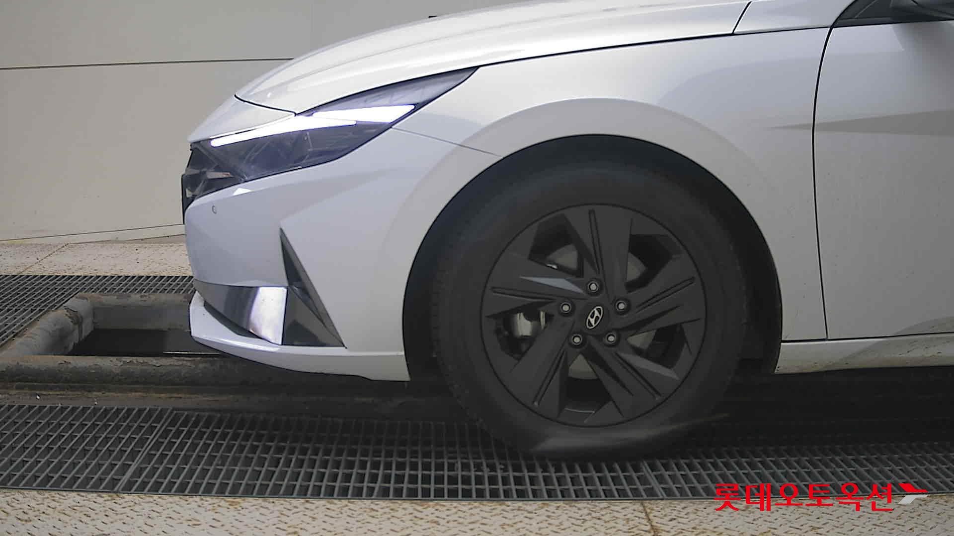 Hyundai Avante Hybrid id 3466775 из Кореи 21