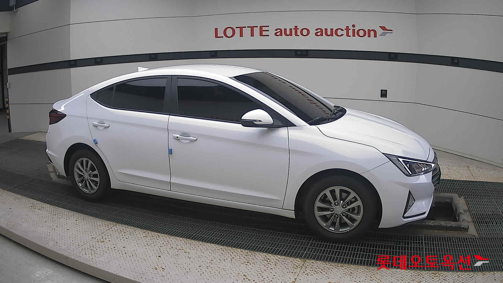 Hyundai Avante id 3466808 из Кореи 17