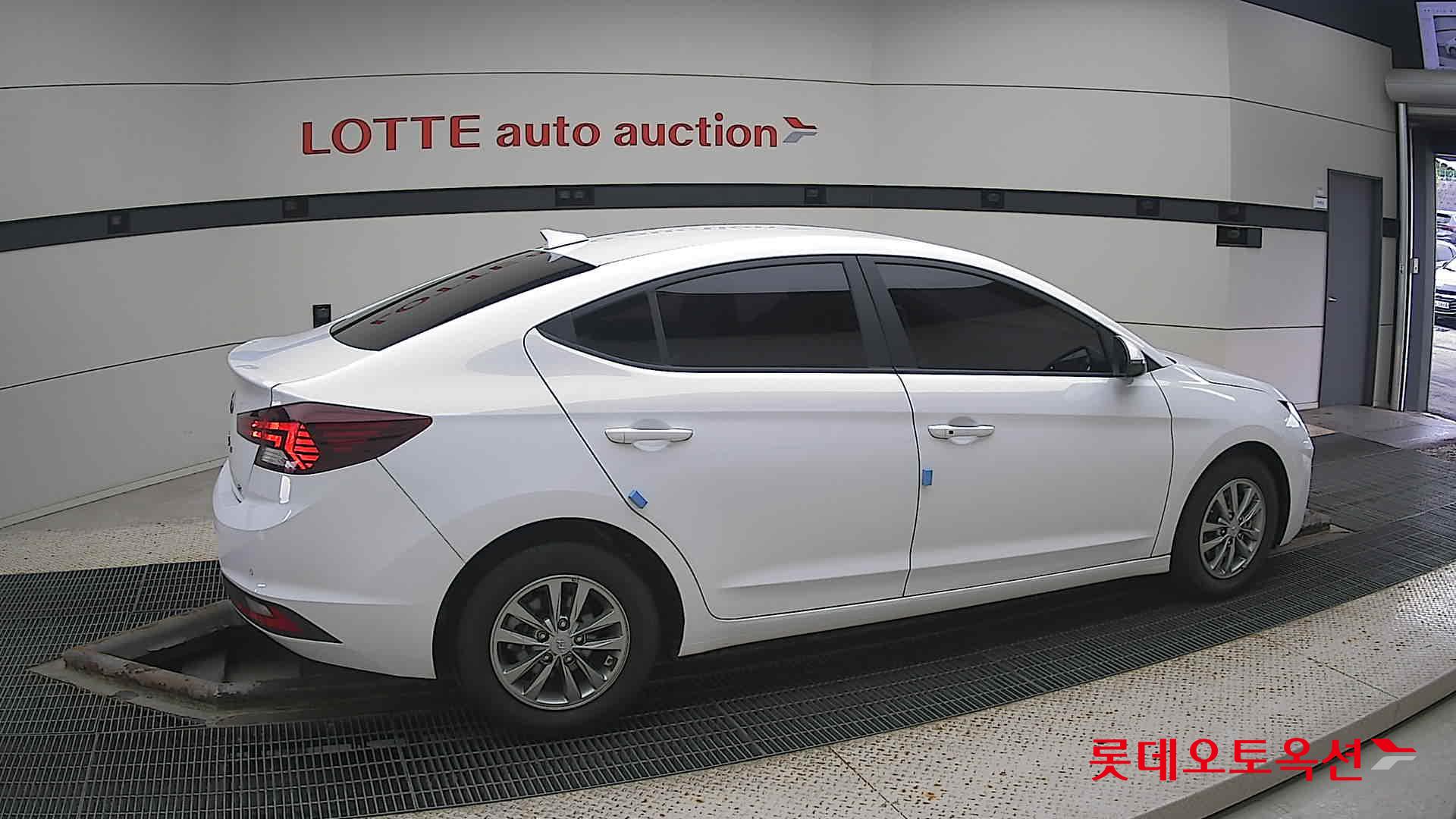 Hyundai Avante id 3466808 из Кореи 18