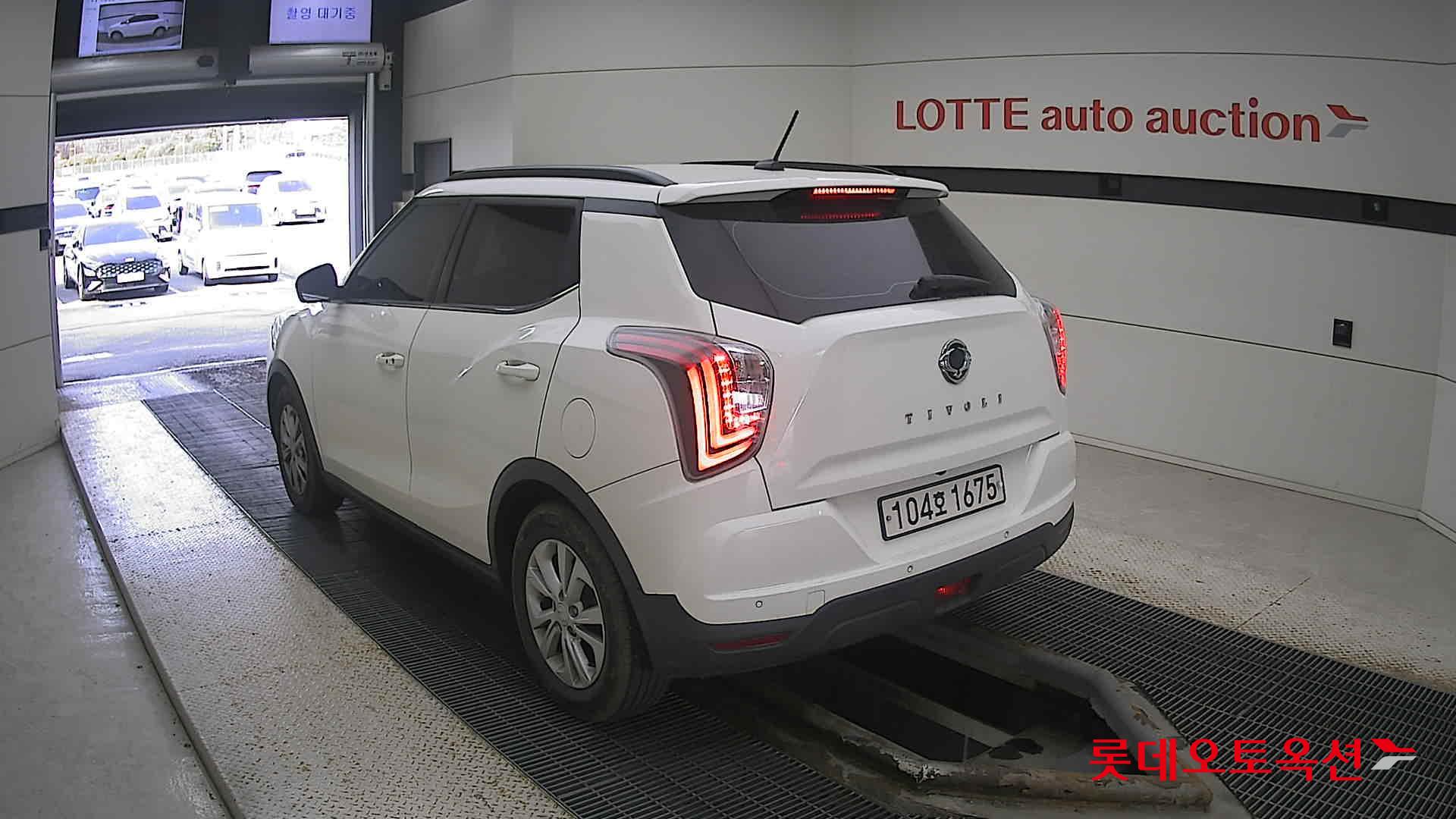 SsangYong Tivoli 2021 Grand White из Кореи, фото 6
