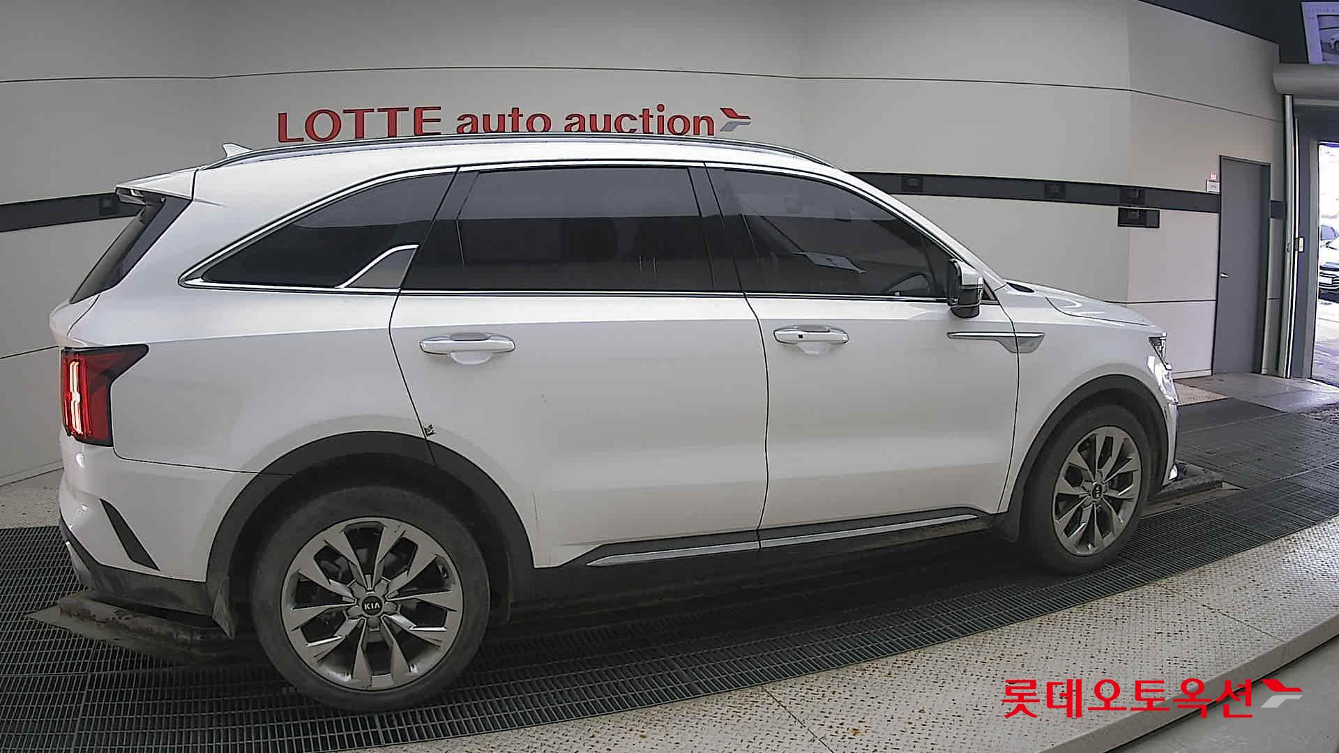 Kia Sorento id 3461977 из Кореи 18