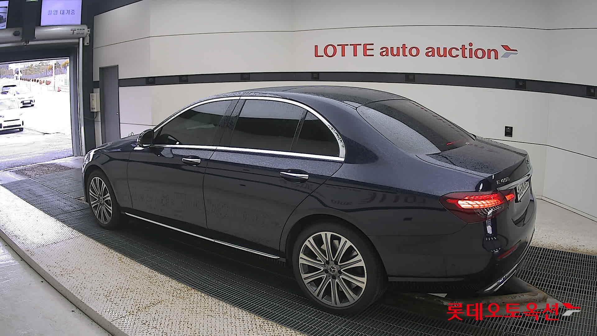 Mercedes-Benz Mercedes-Benz E450 4MATIC id 3462007 из Кореи 10