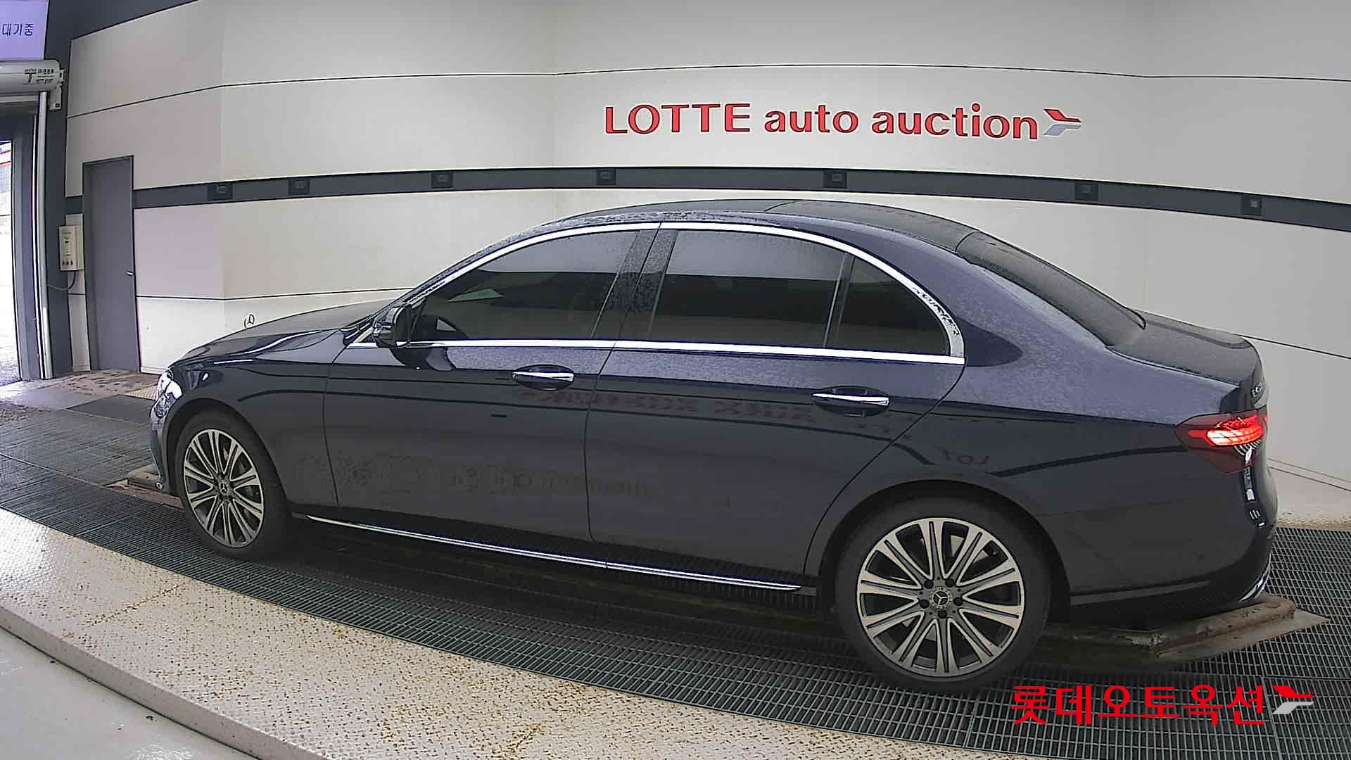 Mercedes-Benz Mercedes-Benz E450 4MATIC id 3462007 из Кореи 11