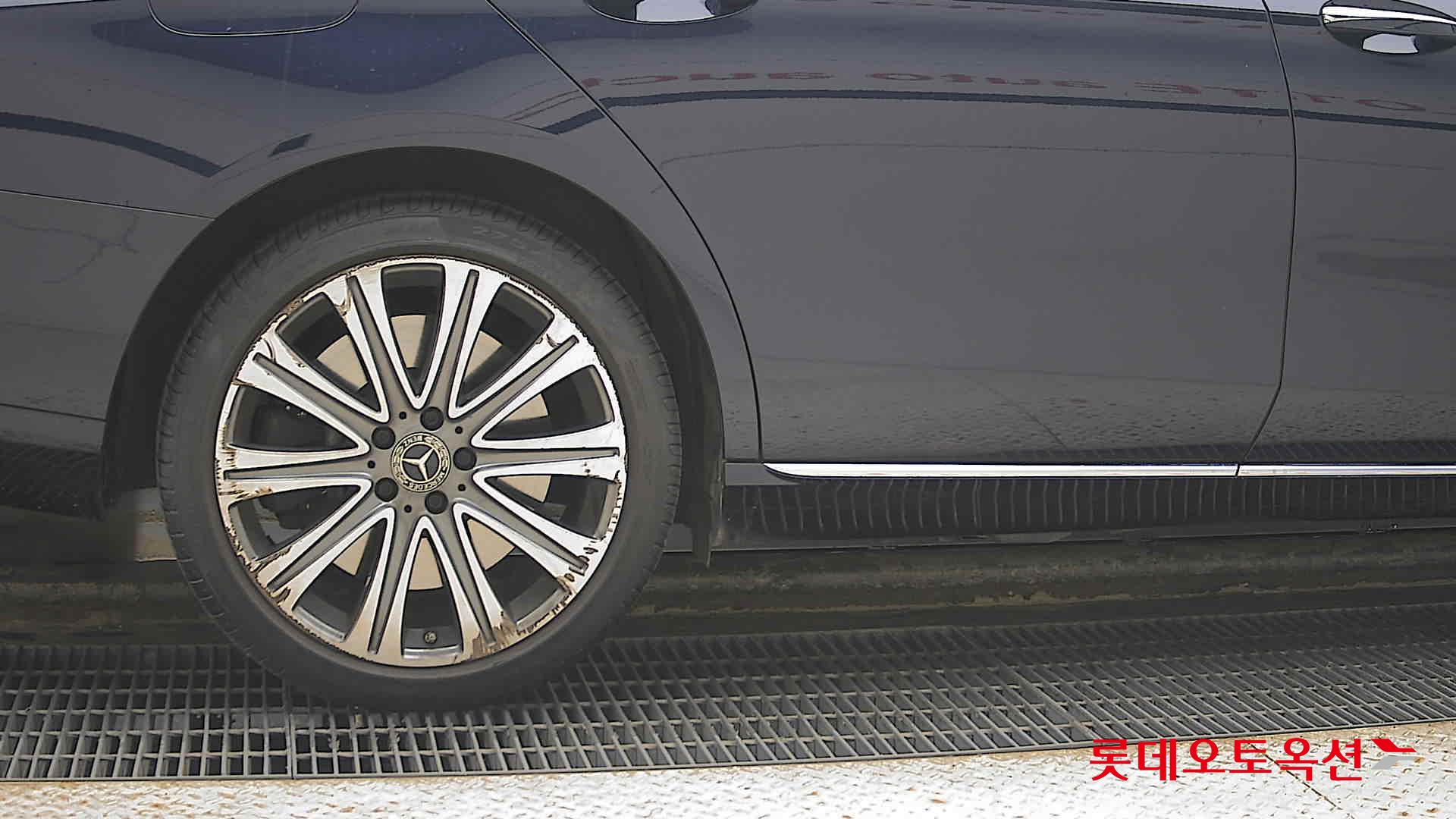 Mercedes-Benz Mercedes-Benz E450 4MATIC id 3462007 из Кореи 24