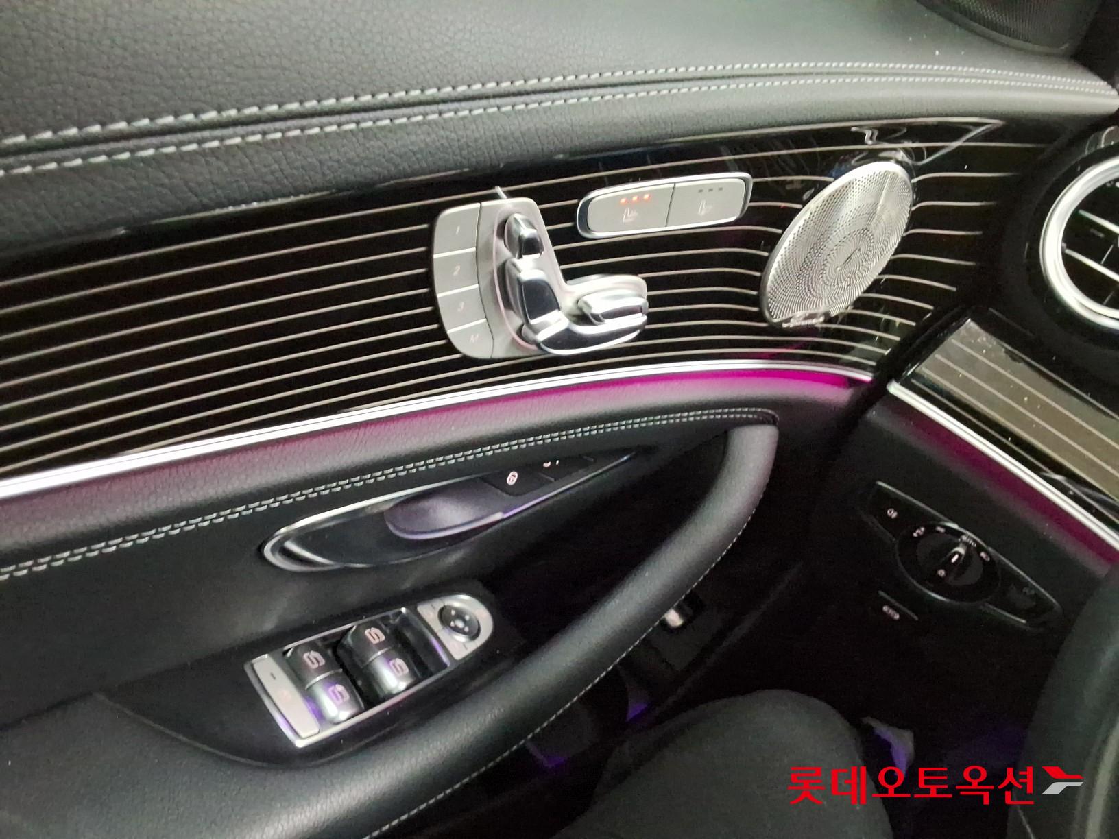 Mercedes-Benz Mercedes-Benz E450 4MATIC id 3462007 из Кореи 28