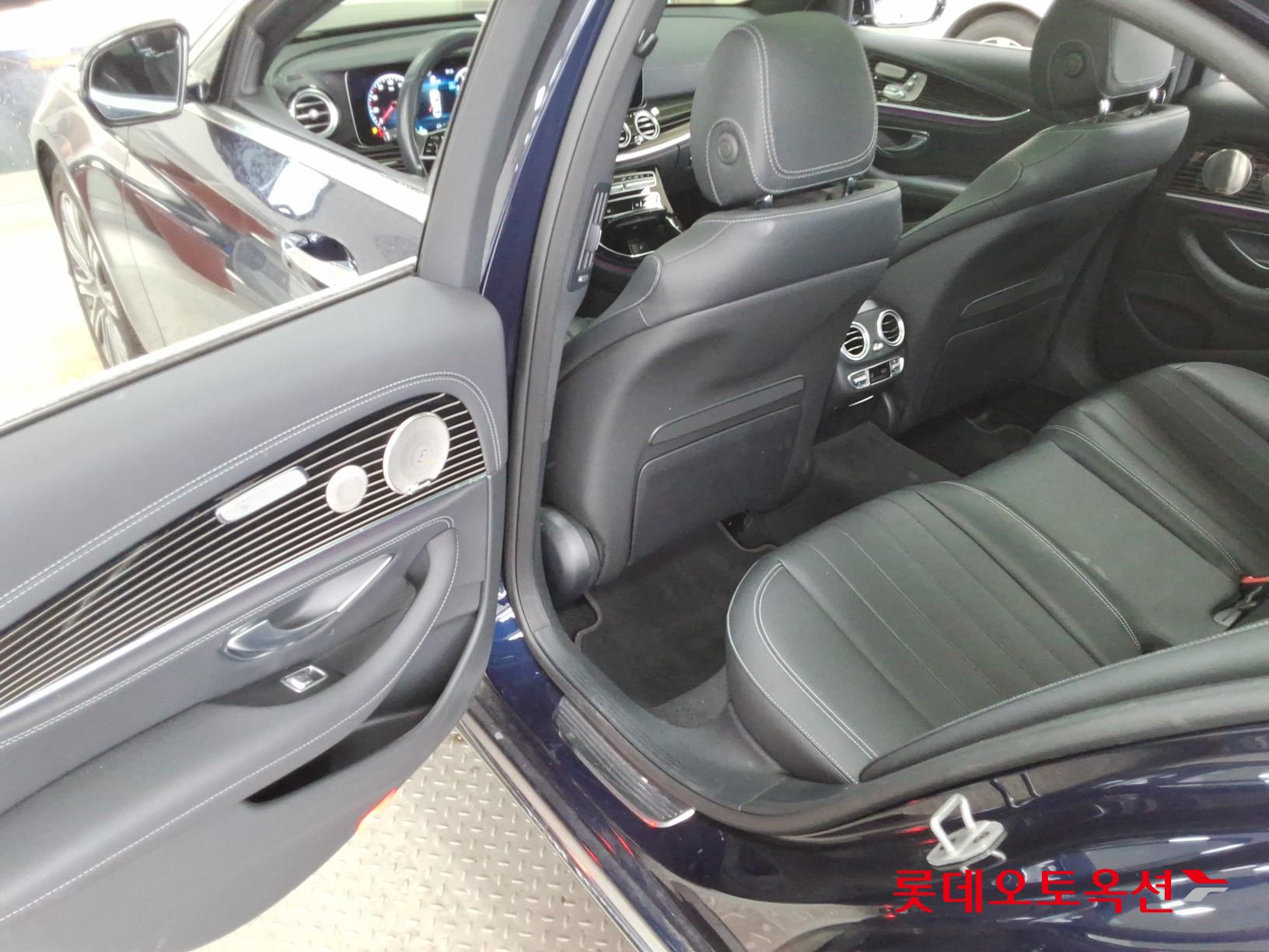 Mercedes-Benz Mercedes-Benz E450 4MATIC id 3462007 из Кореи 36