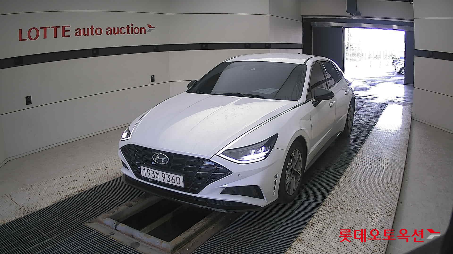Hyundai Sonata 2022 Creamy White Pearl (optional) из Кореи
