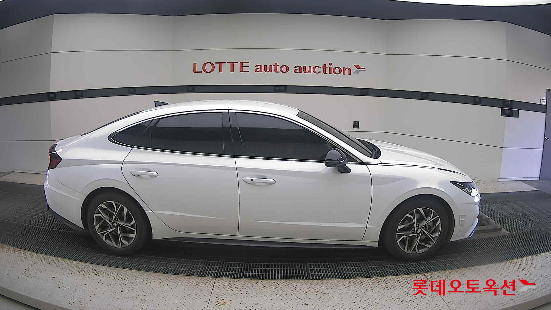 Hyundai Sonata 2022 Creamy White Pearl (optional) из Кореи, фото 3