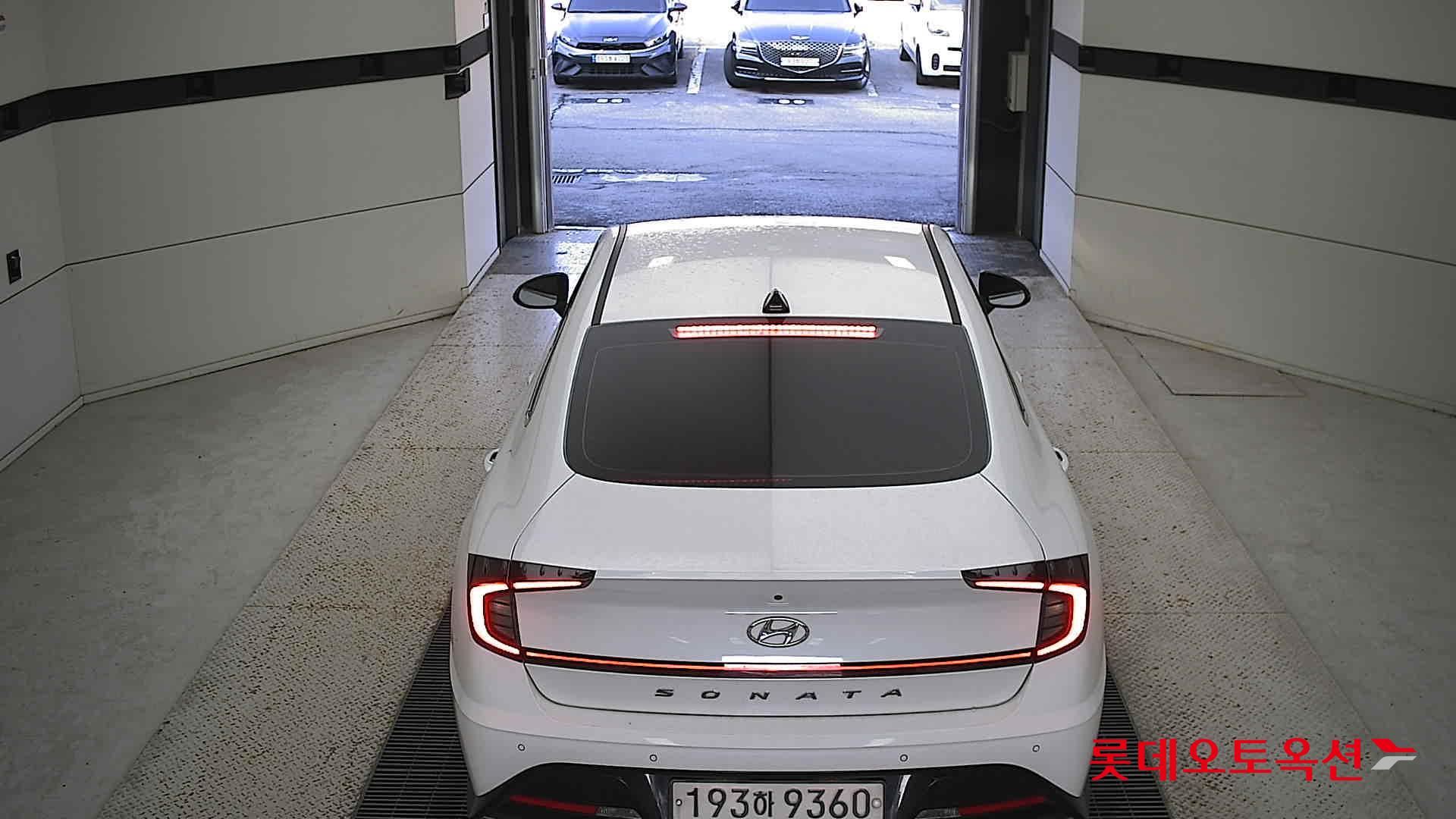 Hyundai Sonata 2022 Creamy White Pearl (optional) из Кореи, фото 5