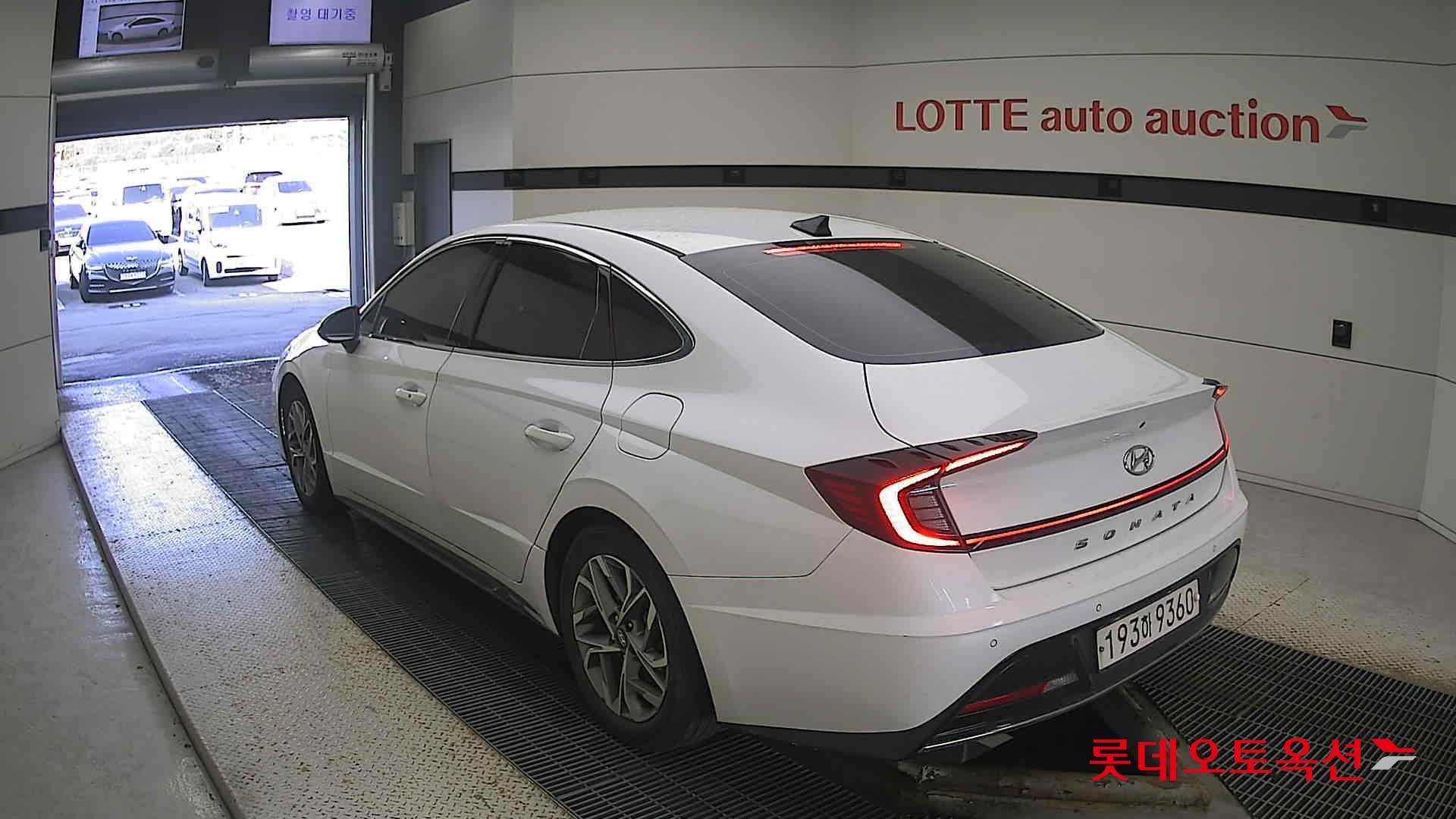 Hyundai Sonata 2022 Creamy White Pearl (optional) из Кореи, фото 6