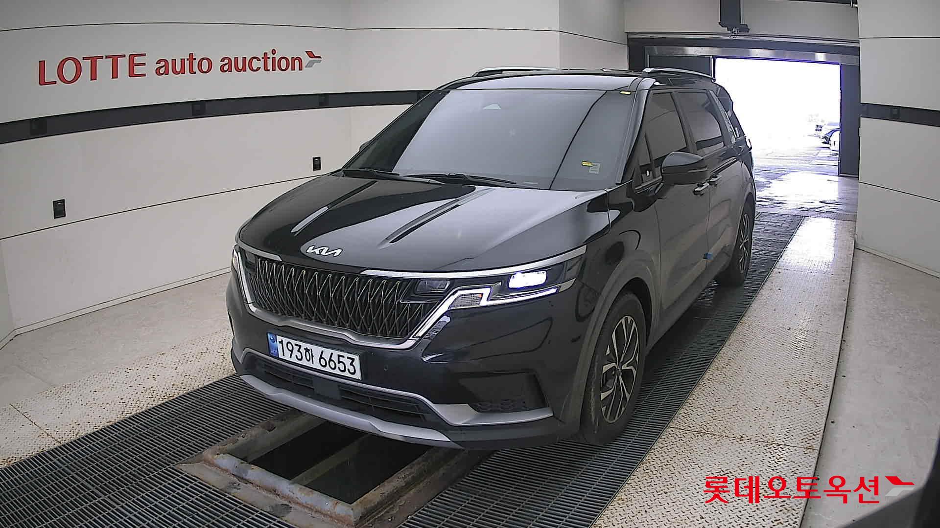 Kia Carnival 2022 Aurora Black Pearl из Кореи